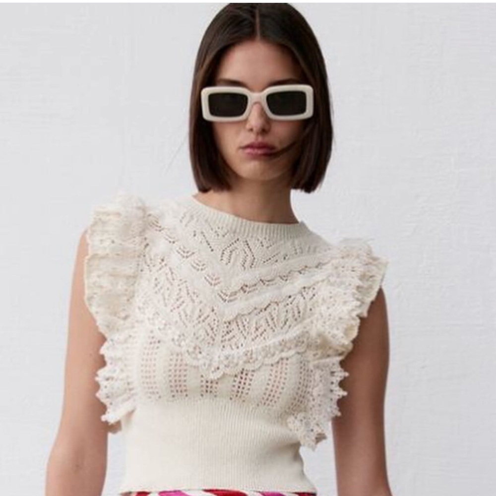 NWT Zara Sleveless Sweater Top - Size: S